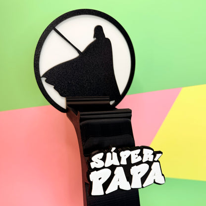 SOPORTE MULTIMANDO Y CASCOS PARA VIDEO CONSOLA (COLECCIÓN DÍA DEL PADRE 2026)